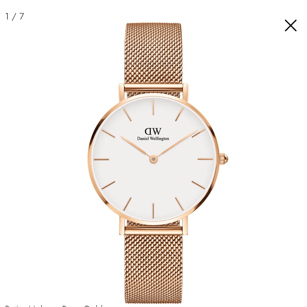 Daniel Wellington Rose Gold Watch w/ white dial 🤩
